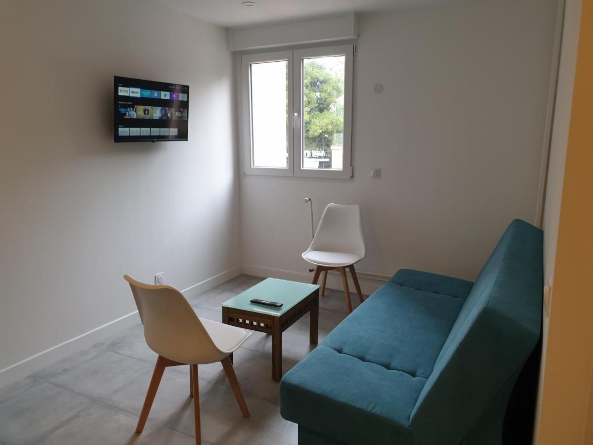 Appartements Renove 2023 Proche Aeroport 5Min, Gare Sncf 2 Min, Tramway Au Pied De L'Immeuble , Parking Possible, Renovated Apartments 2023 Near The Airport 5 Min, Train Station 2 Min, Tram Next To The Building 1 Min, Parking Possible Nice Exteriér fotografie