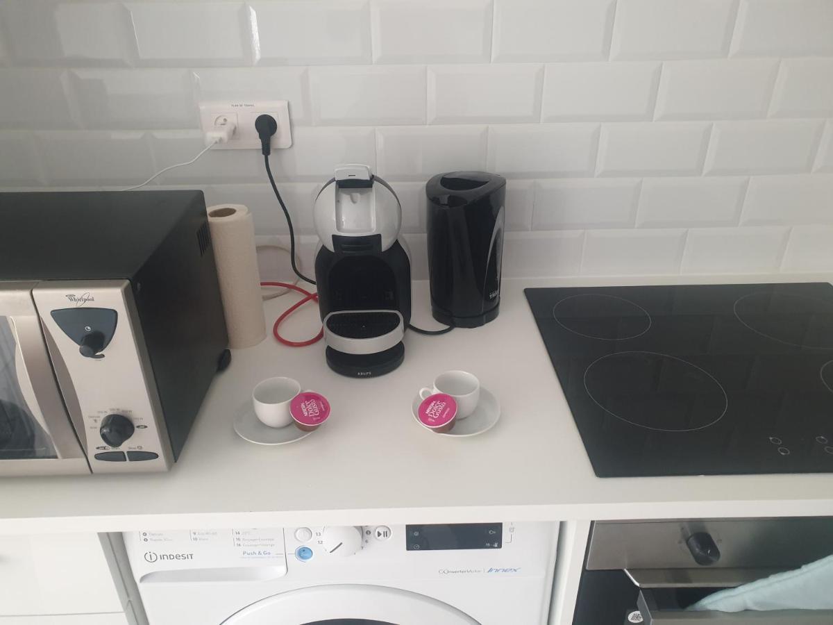Appartements Renove 2023 Proche Aeroport 5Min, Gare Sncf 2 Min, Tramway Au Pied De L'Immeuble , Parking Possible, Renovated Apartments 2023 Near The Airport 5 Min, Train Station 2 Min, Tram Next To The Building 1 Min, Parking Possible Nice Exteriér fotografie