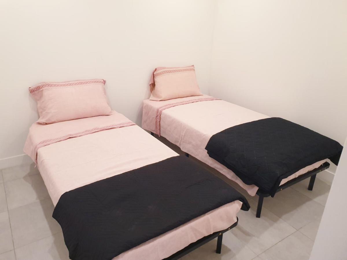 Appartements Renove 2023 Proche Aeroport 5Min, Gare Sncf 2 Min, Tramway Au Pied De L'Immeuble , Parking Possible, Renovated Apartments 2023 Near The Airport 5 Min, Train Station 2 Min, Tram Next To The Building 1 Min, Parking Possible Nice Exteriér fotografie