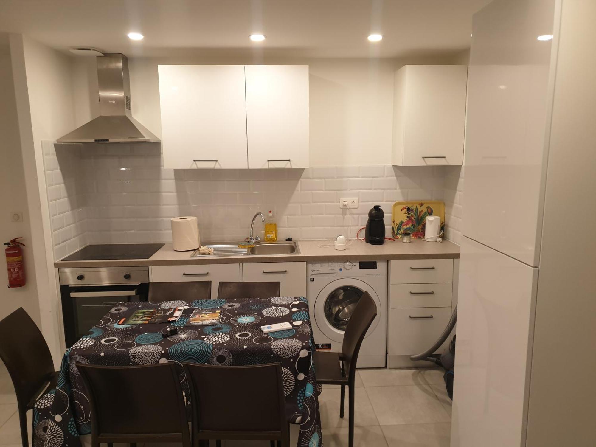 Appartements Renove 2023 Proche Aeroport 5Min, Gare Sncf 2 Min, Tramway Au Pied De L'Immeuble , Parking Possible, Renovated Apartments 2023 Near The Airport 5 Min, Train Station 2 Min, Tram Next To The Building 1 Min, Parking Possible Nice Exteriér fotografie