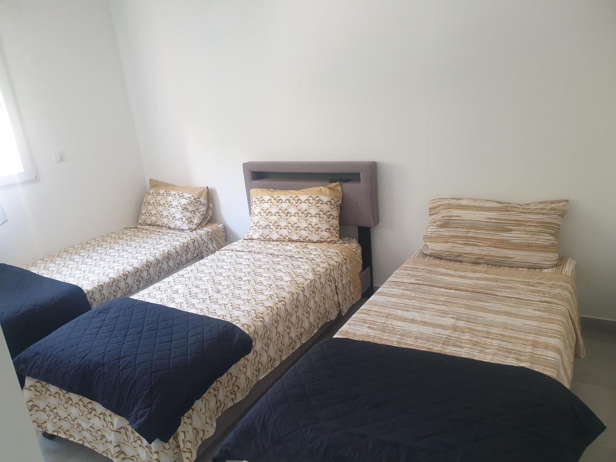 Appartements Renove 2023 Proche Aeroport 5Min, Gare Sncf 2 Min, Tramway Au Pied De L'Immeuble , Parking Possible, Renovated Apartments 2023 Near The Airport 5 Min, Train Station 2 Min, Tram Next To The Building 1 Min, Parking Possible Nice Pokoj fotografie